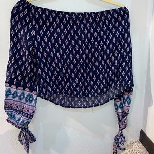 Off the shoulder cropped shirt